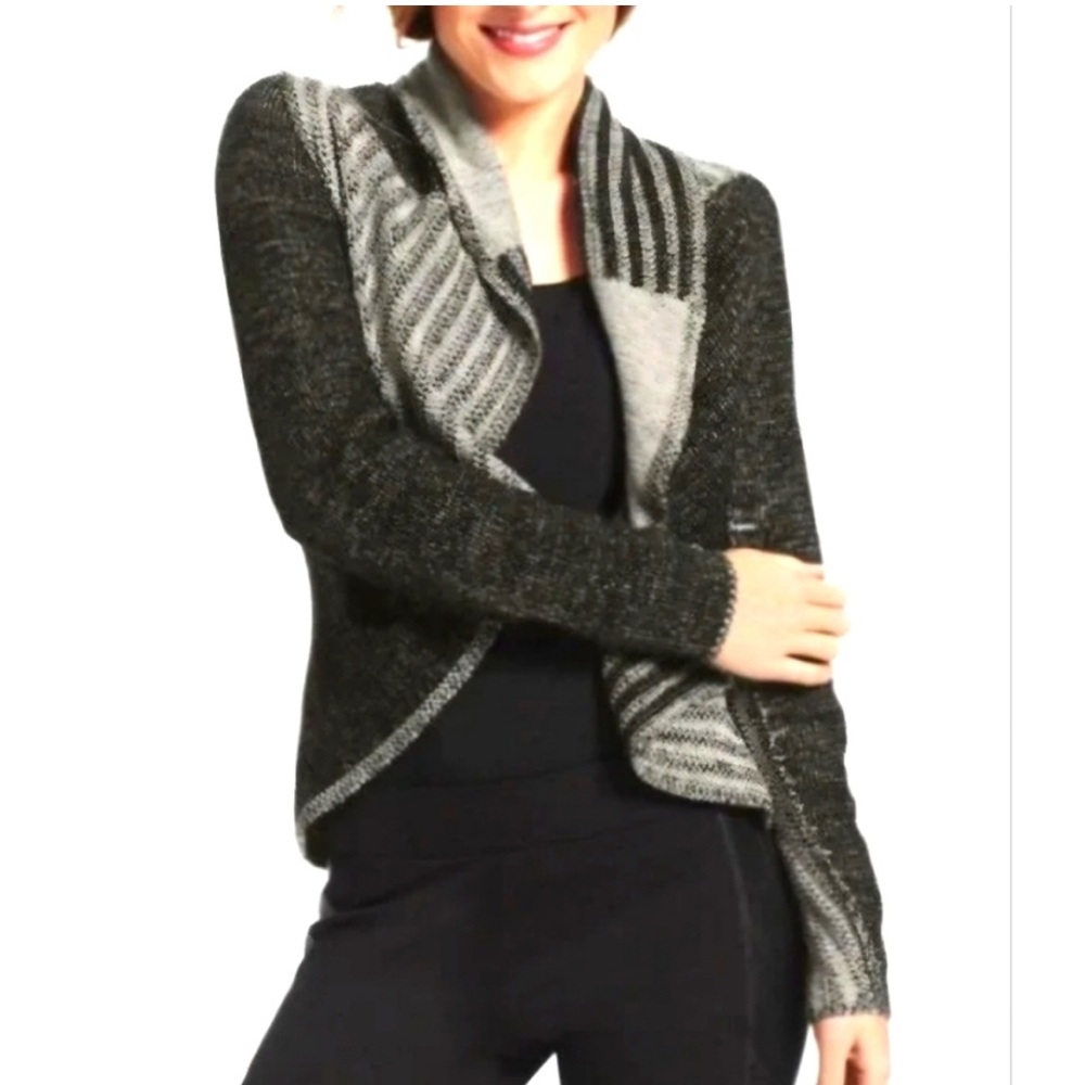 CAbi #483 - Wool Blend Cardigan Sweater Size Medium